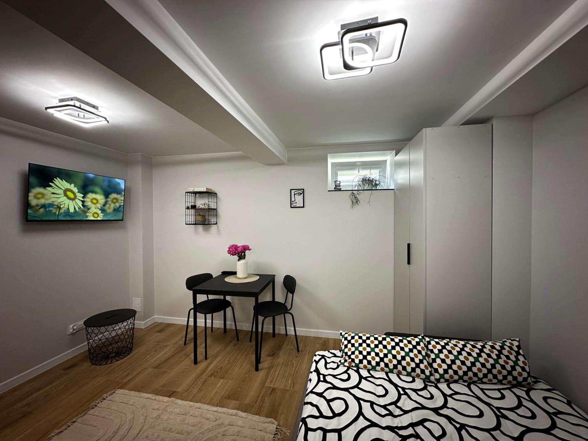 Skwerowa Nest Apartment Krasków Exterior foto