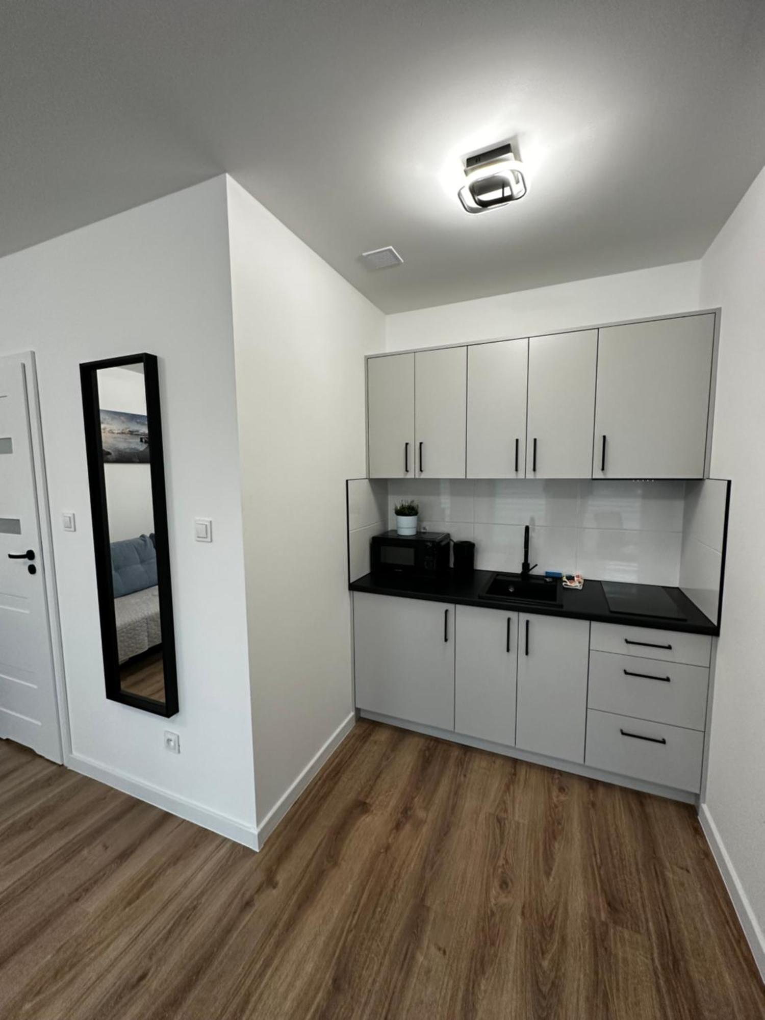 Skwerowa Nest Apartment Krasków Exterior foto