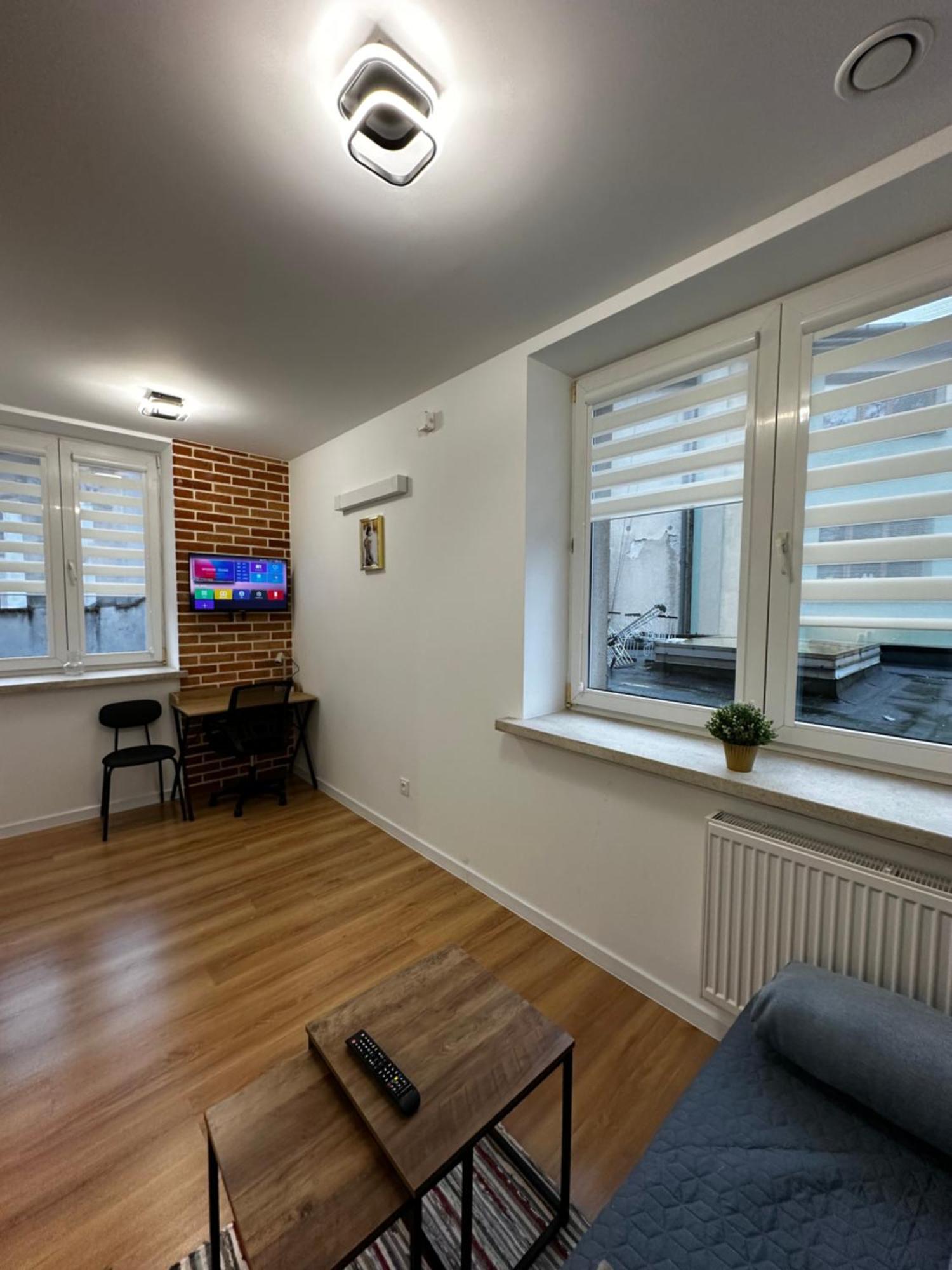 Skwerowa Nest Apartment Krasków Exterior foto