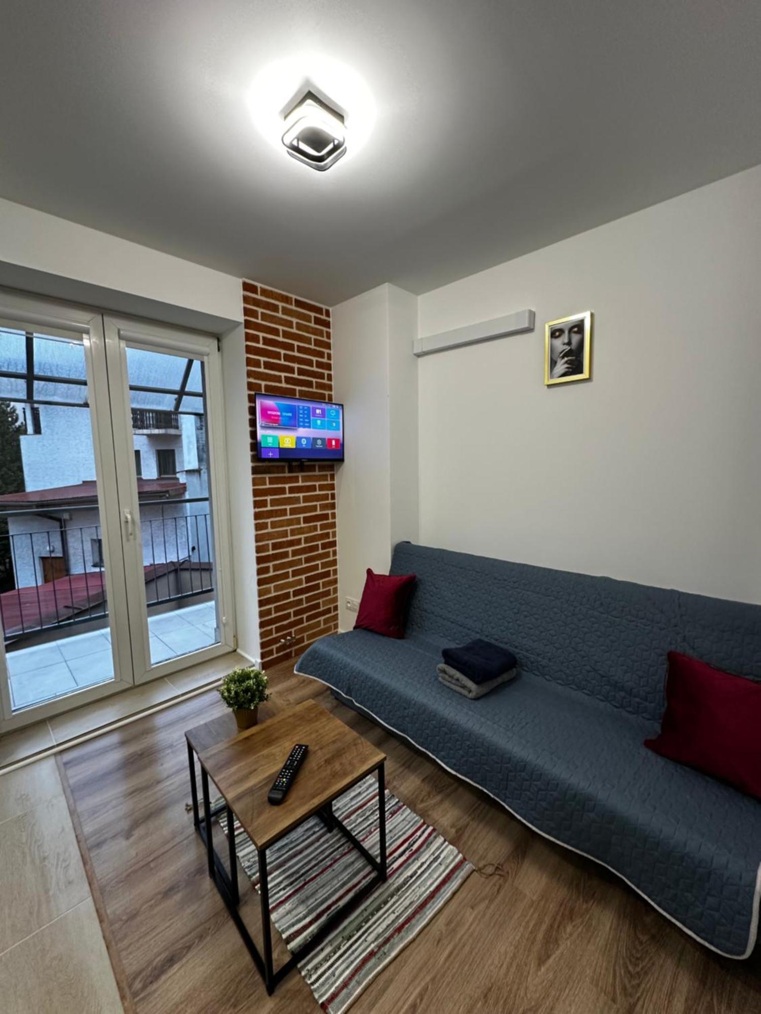 Skwerowa Nest Apartment Krasków Exterior foto