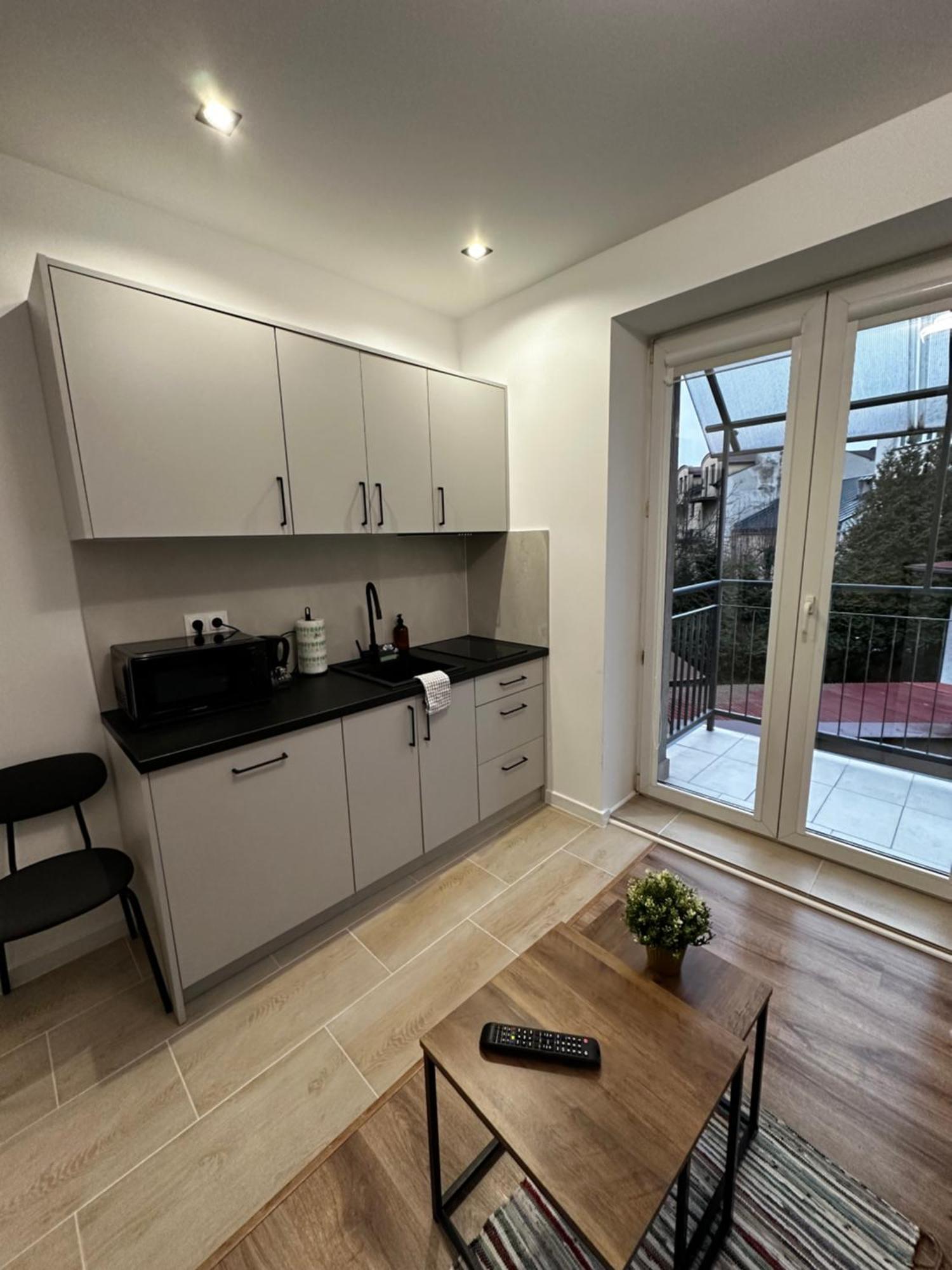 Skwerowa Nest Apartment Krasków Exterior foto